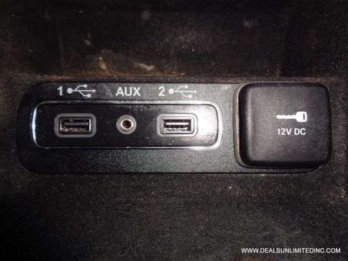 Used 2020 Jeep Grand Cherokee Limited image 17