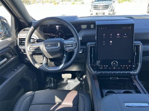 New 2026 GMC Yukon Denali image 11