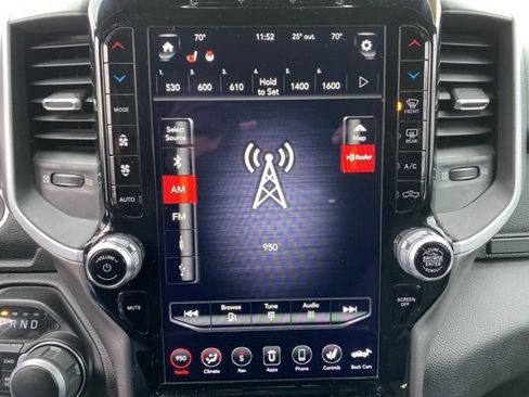 Used 2020 RAM 1500 Big Horn image 27