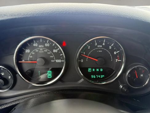Used 2015 Jeep Wrangler Sport AWD/4WD image 10