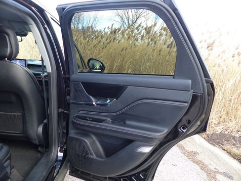 Used 2020 Lincoln Corsair Standard 4dr SUV image 43