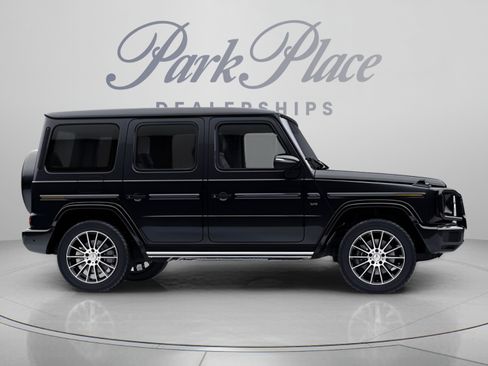 Used 2023 Mercedes-Benz G 550 image 29
