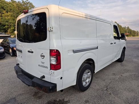 Used 2017 Nissan NV 2500 SV w/ Technology Package RWD image 8