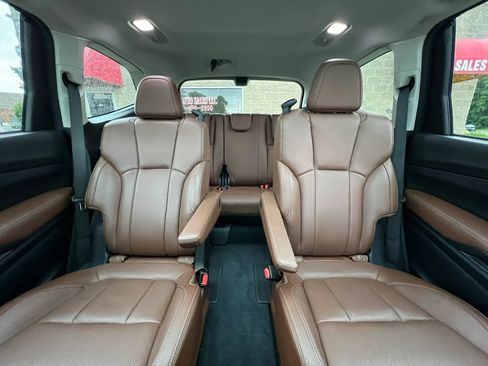 Used 2019 Subaru Ascent Touring AWD/4WD image 31