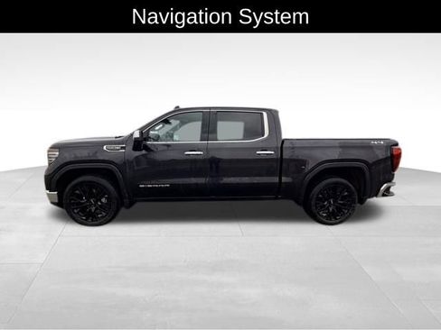 Certified 2022 GMC Sierra 1500 SLT w/ SLT Convenience Package image 4