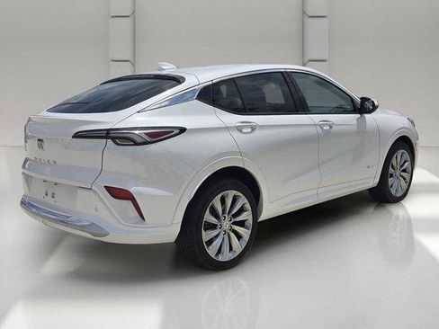 Used 2025 Buick Envista Avenir FWD image 5