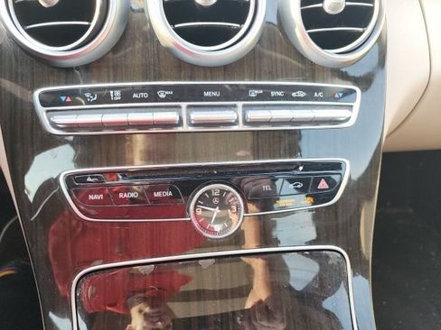 Used 2018 Mercedes-Benz C 300 4MATIC Sedan image 22