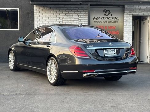 Used 2019 Mercedes-Benz S 560 Sedan w/ Premium Package image 18