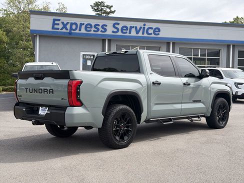 Used 2024 Toyota Tundra SR5 w/ SR5 Convenience Package image 10