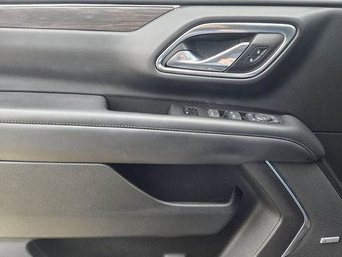 Used 2024 Chevrolet Suburban Z71 w/ Z71 Off-Road Package image 26