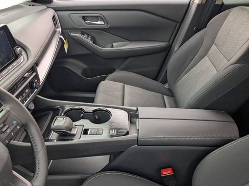 New 2026 Nissan Rogue SV FWD image 13