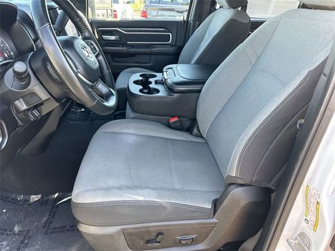 Used 2024 RAM 3500 Big Horn image 18