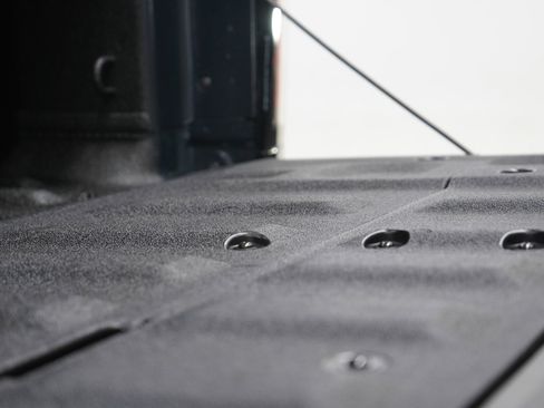 Used 2025 GMC Sierra EV Denali AWD/4WD image 18