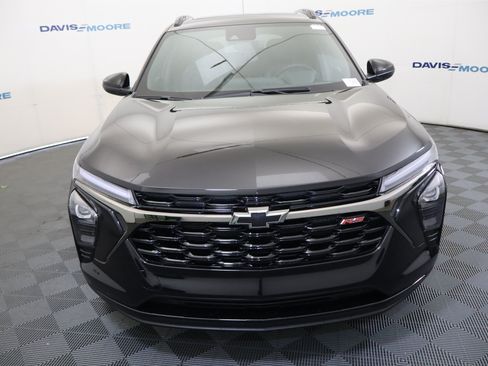 New 2026 Chevrolet Trax RS w/ Sunroof Package FWD image 14