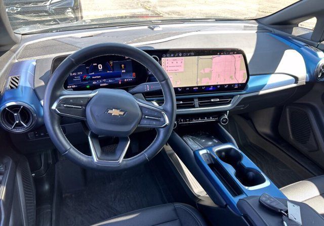 Used 2024 Chevrolet Equinox EV LT FWD image 6