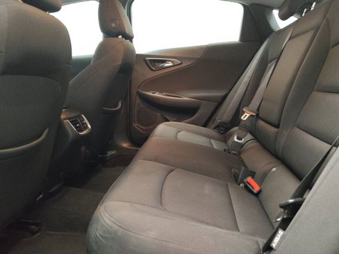 Used 2020 Chevrolet Malibu LT FWD image 18
