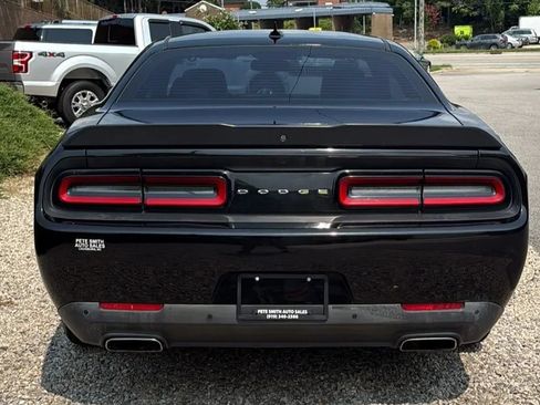 Used 2016 Dodge Challenger SXT Plus RWD image 8