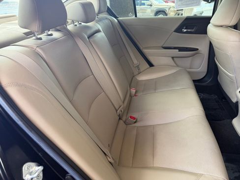 Used 2017 Honda Accord EX-L image 36