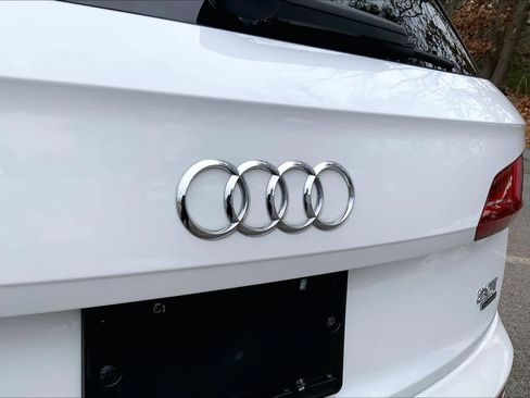 Used 2018 Audi Q5 2.0T Premium Plus w/ Premium Plus Package image 29