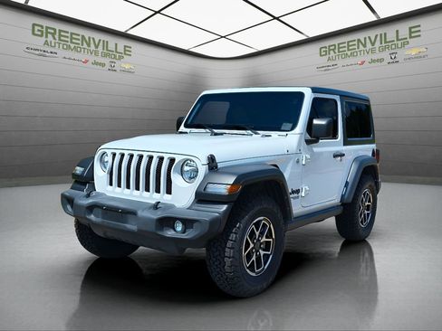 Used 2021 Jeep Wrangler Sport S image 2