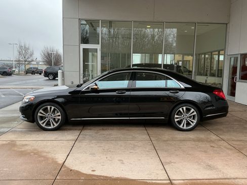 Used 2017 Mercedes-Benz S 550 4MATIC Sedan image 19