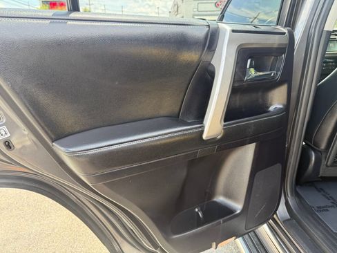Used 2015 Toyota 4Runner Limited AWD/4WD image 24