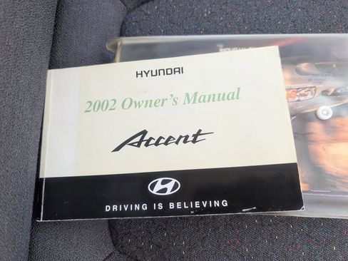 Used 2002 Hyundai Accent GS FWD image 15