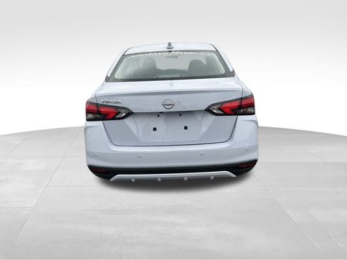 Certified 2025 Nissan Versa SV w/ Trunk Package image 4