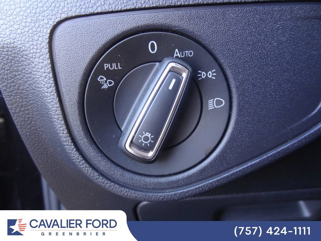 Used 2020 Volkswagen Atlas Cross Sport SEL AWD/4WD image 9