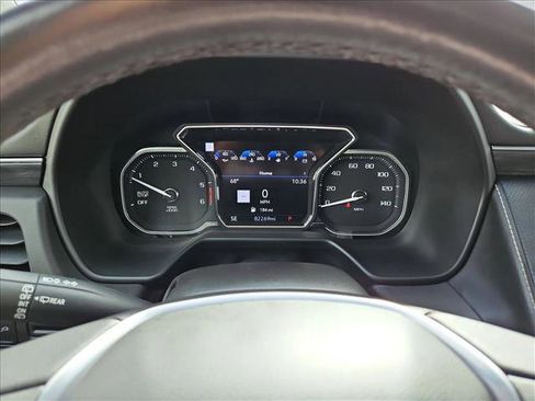 Used 2021 GMC Yukon SLT w/ SLT Premium Package image 11