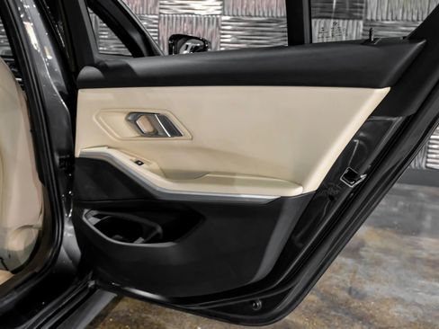 Used 2020 BMW 330i Sedan w/ Convenience Package image 50