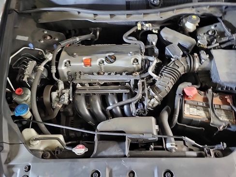Used 2012 Honda Accord LX image 9