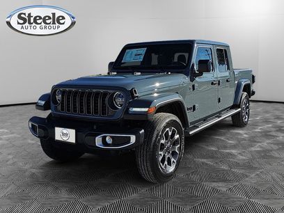 New 2026 Jeep Gladiator Sport S