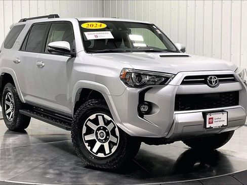 Certified 2024 Toyota 4Runner TRD Off-Road Premium AWD/4WD image 3