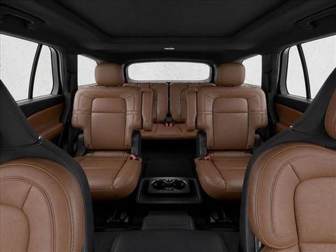 Used 2021 Lincoln Aviator Reserve w/ Equipment Group 201A RWD image 14