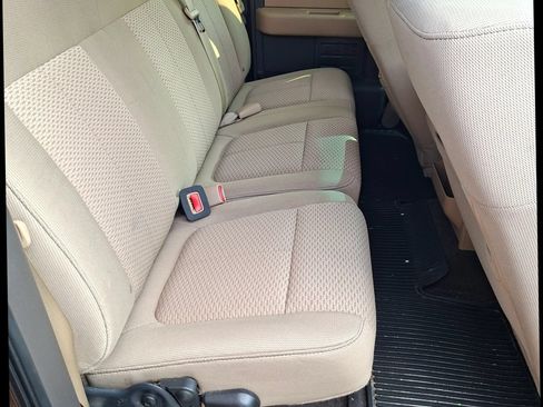 Used 2011 Ford F150 XLT w/ XLT Chrome Pkg AWD/4WD image 9