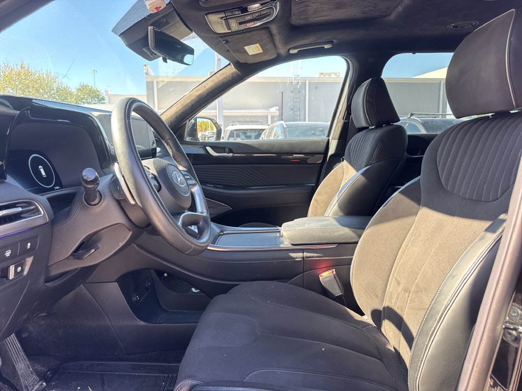 Used 2025 Hyundai Palisade Calligraphy AWD/4WD image 14