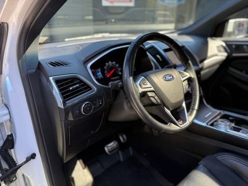 Used 2020 Ford Edge ST w/ Equipment Group 401A image 11