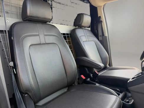 Used 2022 Ford Transit Connect XL FWD image 16
