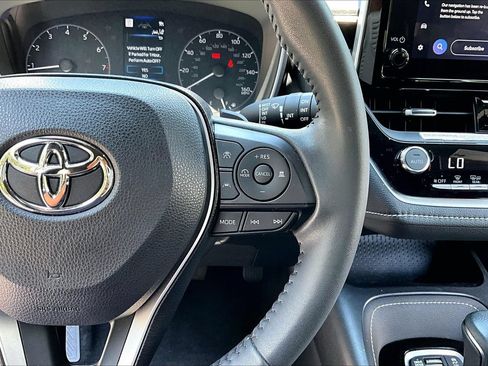 Used 2024 Toyota Corolla SE FWD image 11