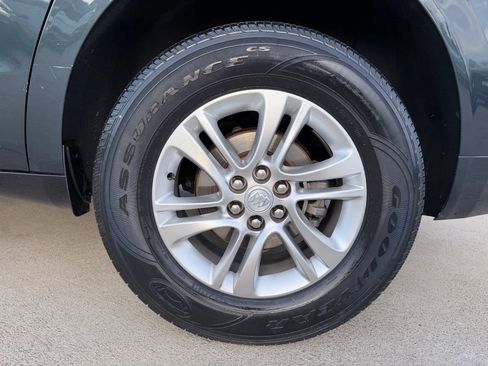 Used 2018 Buick Enclave Essence image 60