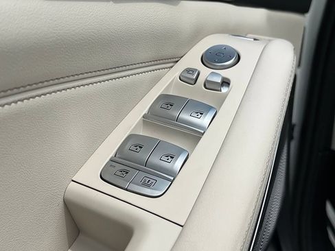 Used 2024 BMW X7 M60i w/ Executive Package AWD/4WD image 20