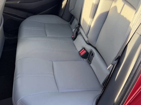 Used 2022 Toyota Corolla LE image 13