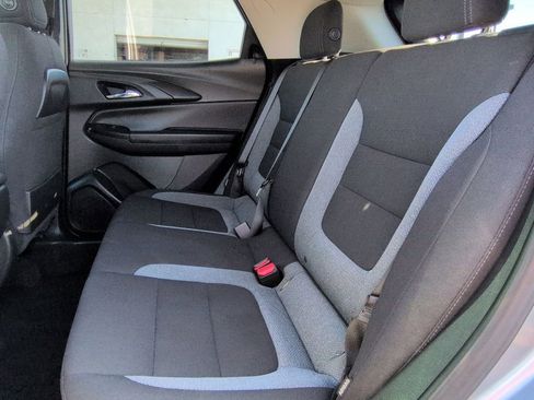 Used 2025 Chevrolet TrailBlazer LT FWD image 27