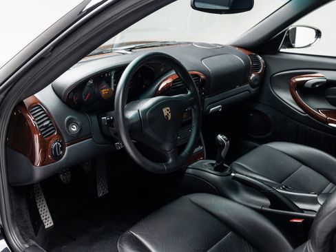Used 2003 Porsche 911 Turbo AWD/4WD image 15