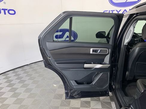 Used 2020 Ford Explorer XLT RWD image 29