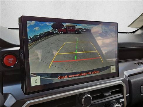 Used 2026 Toyota Tacoma TRD Off-Road AWD/4WD image 13