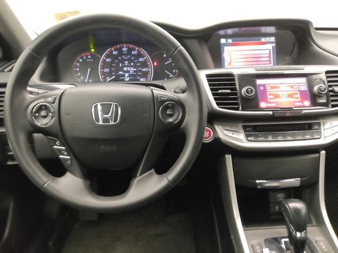 Used 2015 Honda Accord EX-L image 22