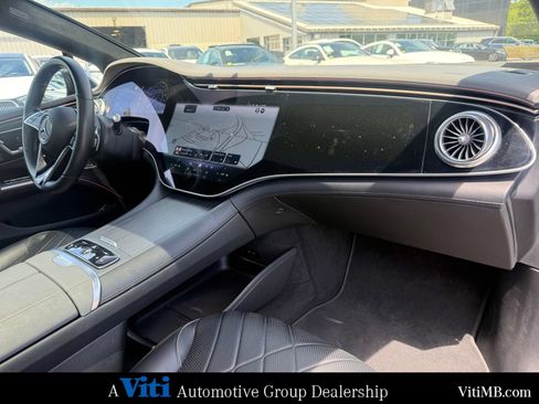 Used 2023 Mercedes-Benz EQS 580 4MATIC Sedan image 30
