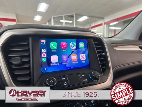 Used 2022 GMC Acadia SLE w/ LPO, Floor Liner Package AWD/4WD image 23